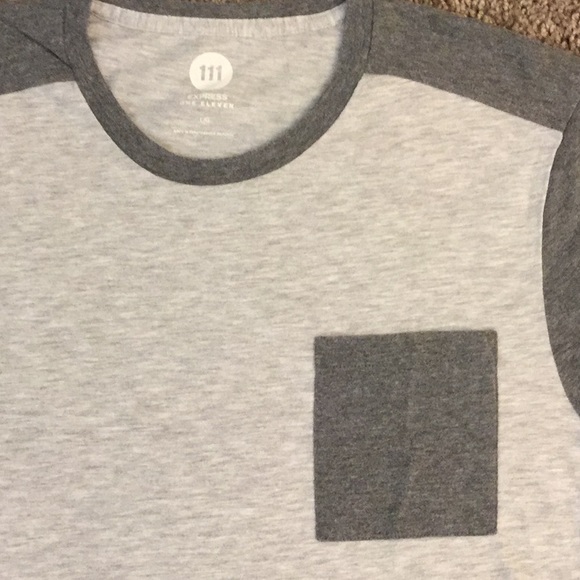 Express Tee Large - Picture 2 of 3